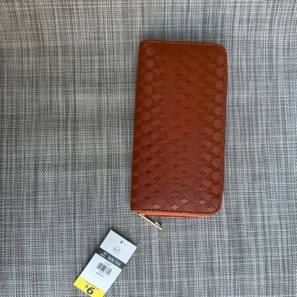 Wallets - Picture 2 of 3